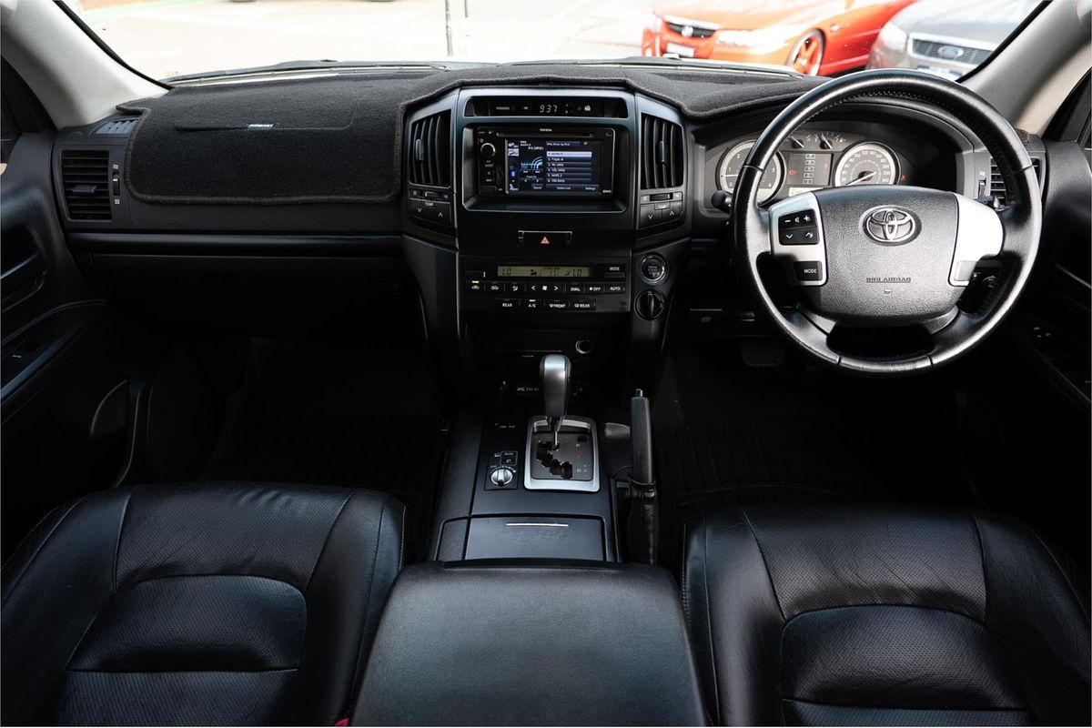 2012 Toyota Landcruiser Altitude VDJ200R