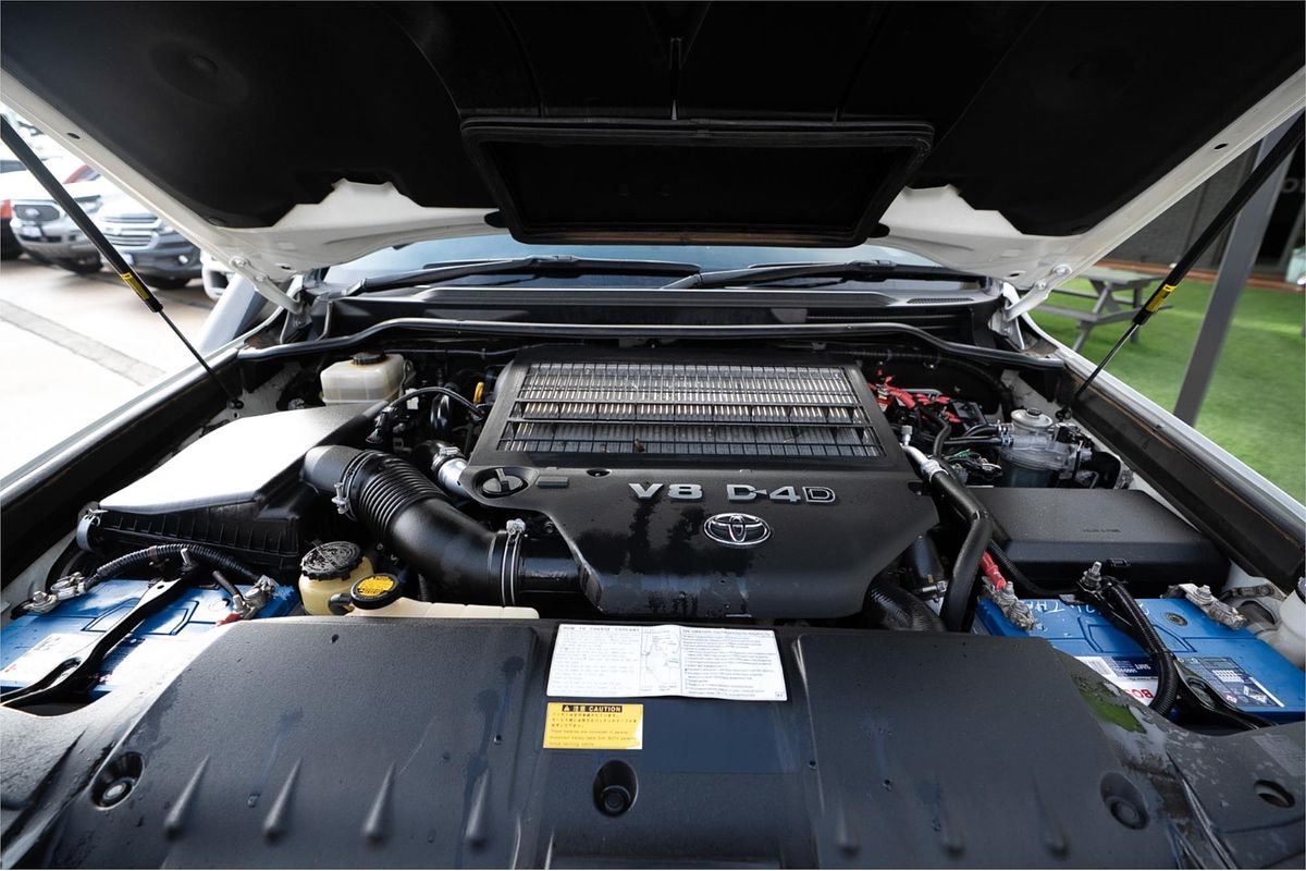 2012 Toyota Landcruiser Altitude VDJ200R
