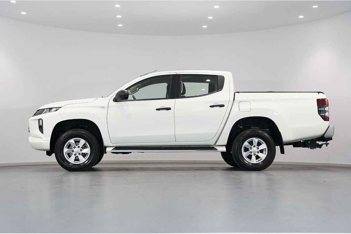2022 Mitsubishi Triton GLX+ MR 4X4