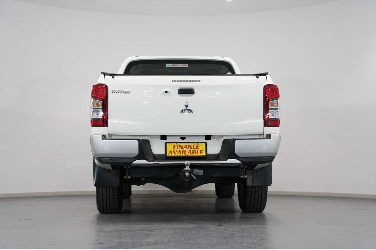 2022 Mitsubishi Triton GLX+ MR 4X4