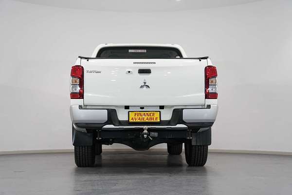 2022 Mitsubishi Triton GLX+ MR 4X4