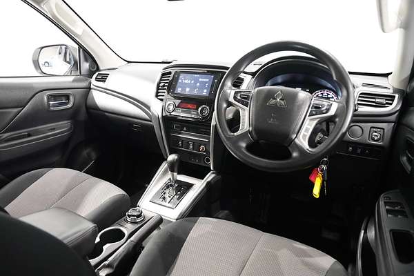 2022 Mitsubishi Triton GLX+ MR 4X4