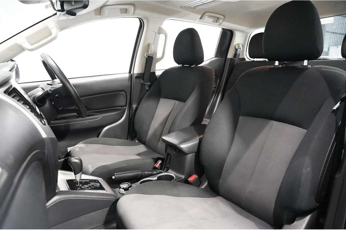 2022 Mitsubishi Triton GLX+ MR 4X4