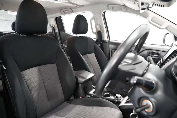 2022 Mitsubishi Triton GLX+ MR 4X4