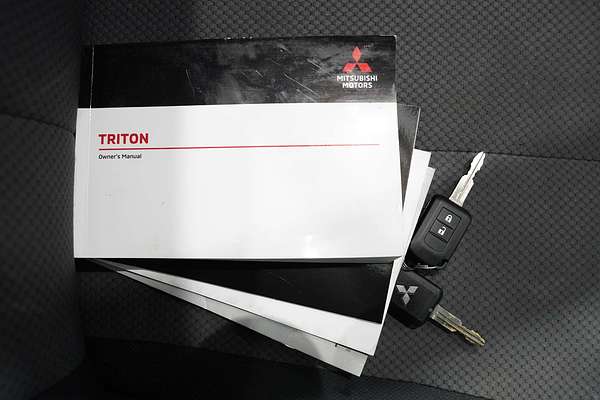 2022 Mitsubishi Triton GLX+ MR 4X4