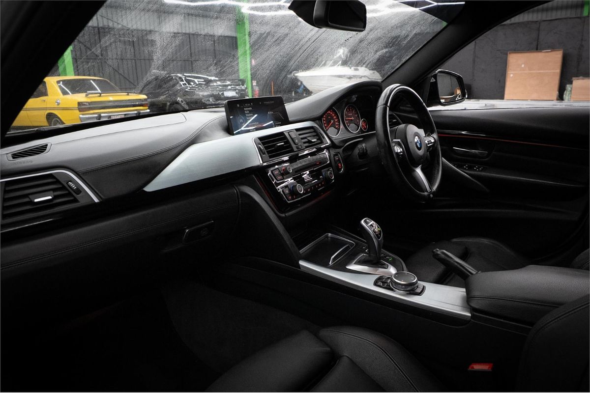 2017 BMW 3 40i M SPORT F30 LCI