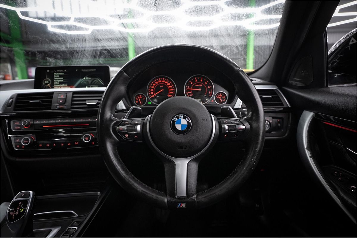 2017 BMW 3 40i M SPORT F30 LCI