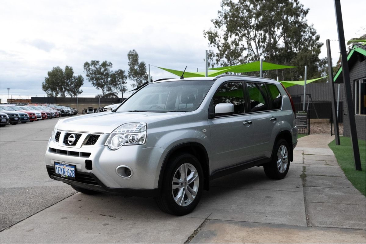 2013 Nissan X-TRAIL ST T31