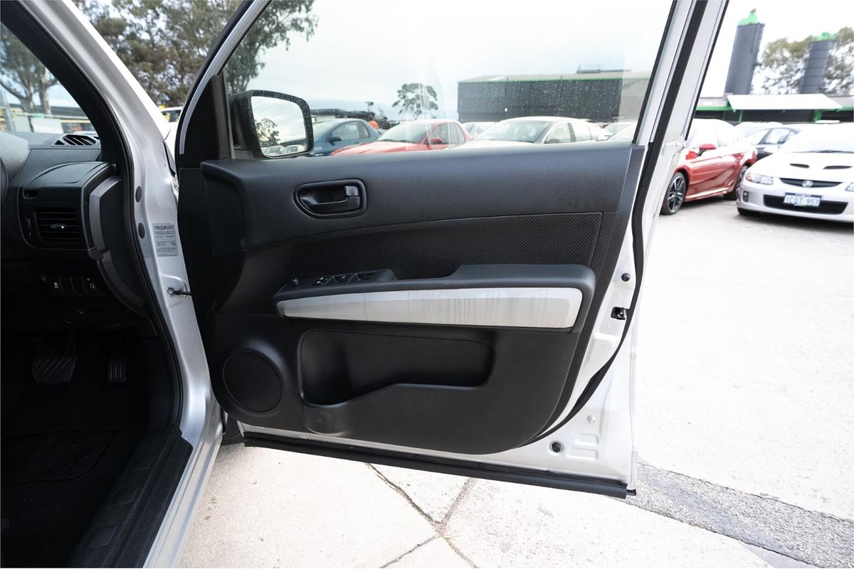 2013 Nissan X-TRAIL ST T31