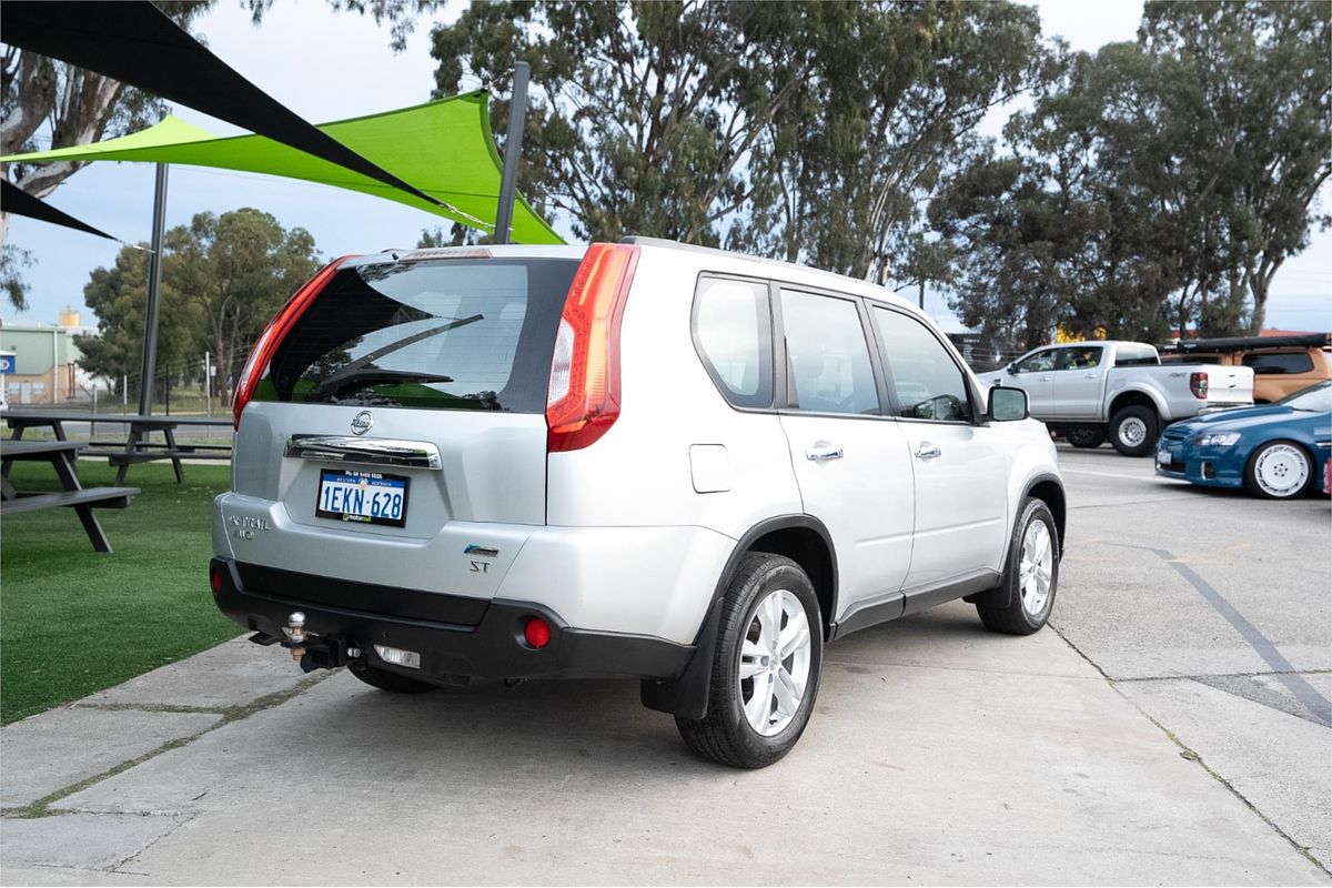 2013 Nissan X-TRAIL ST T31