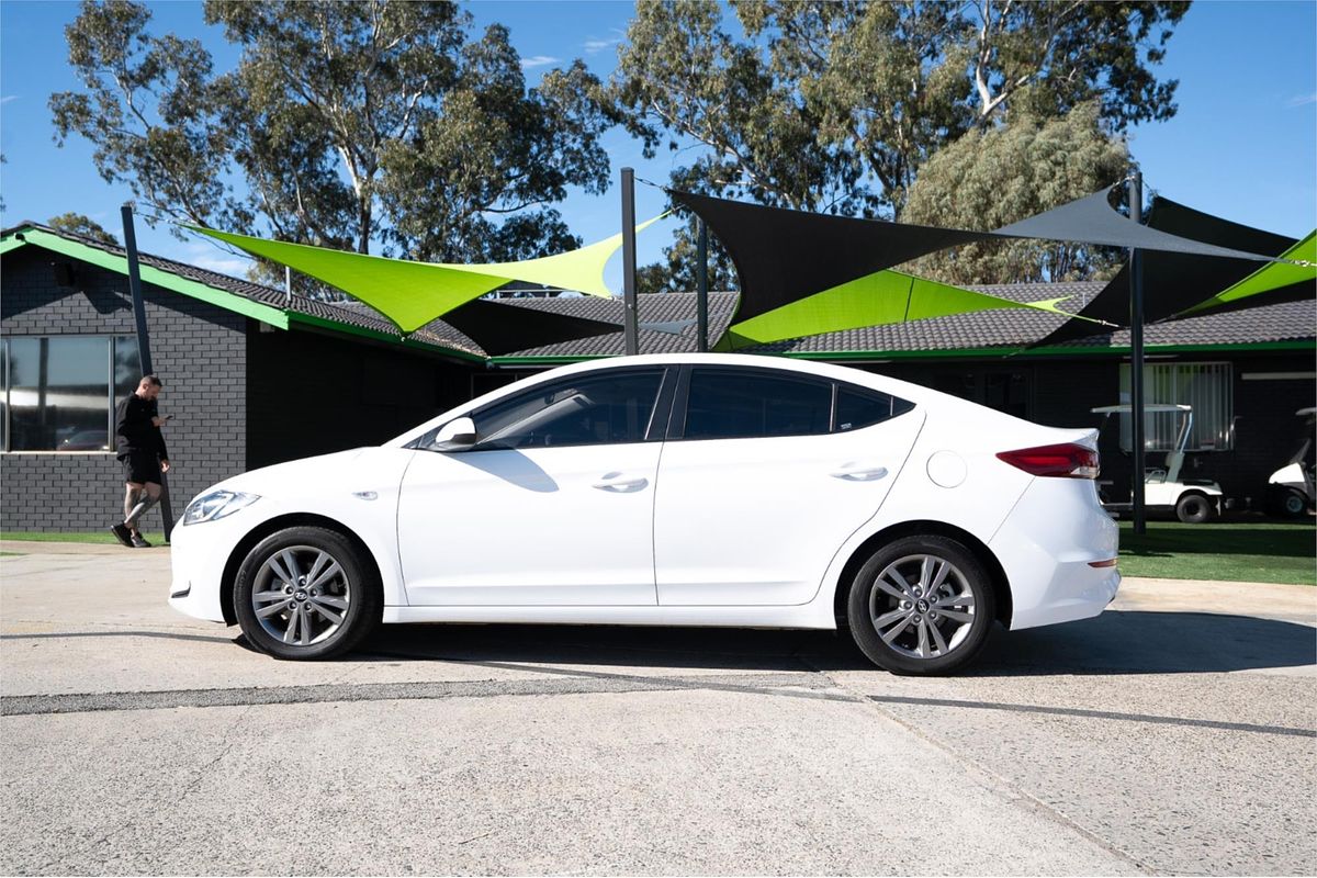 2018 Hyundai Elantra Active AD