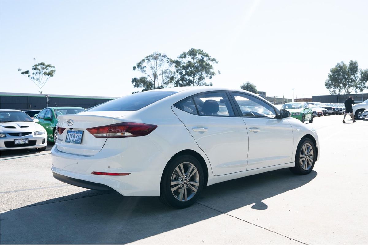 2018 Hyundai Elantra Active AD