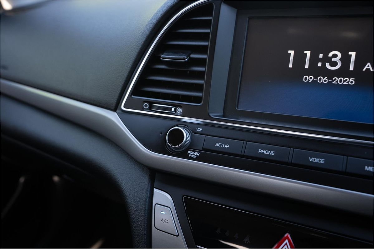 2018 Hyundai Elantra Active AD