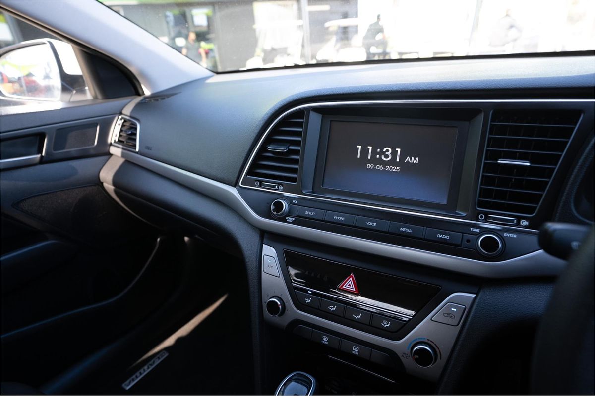 2018 Hyundai Elantra Active AD