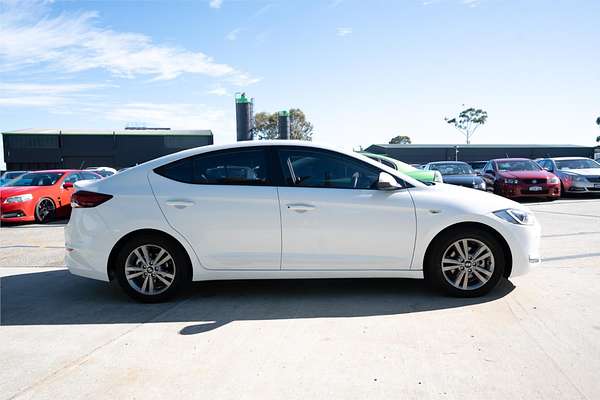 2018 Hyundai Elantra Active AD