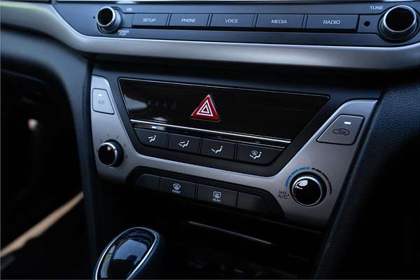 2018 Hyundai Elantra Active AD