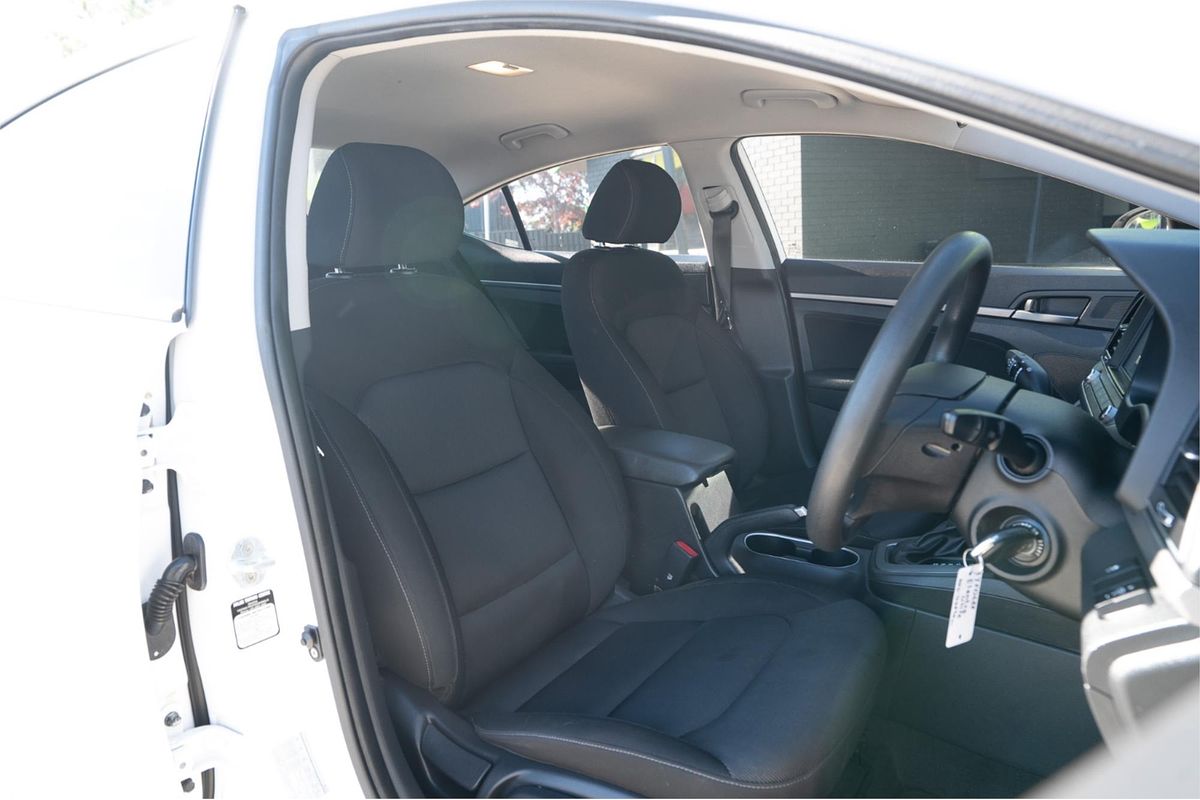 2018 Hyundai Elantra Active AD