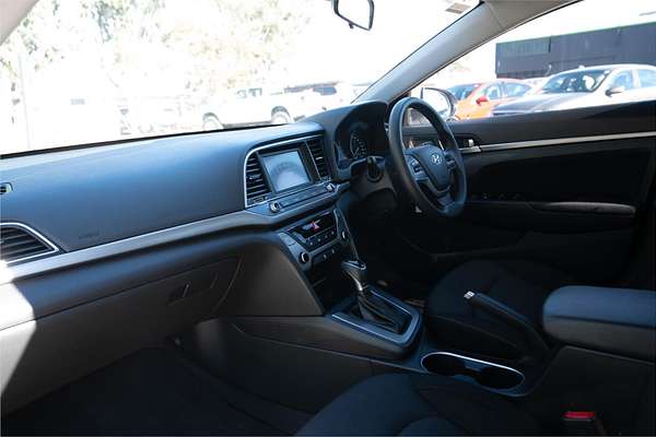 2018 Hyundai Elantra Active AD