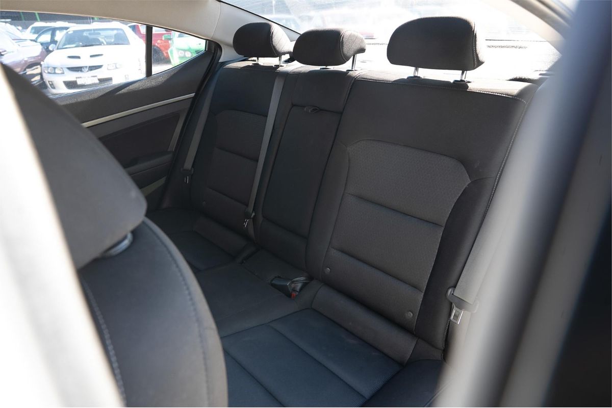 2018 Hyundai Elantra Active AD