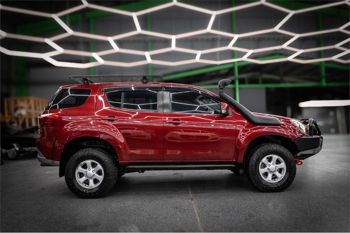 2019 Isuzu MU-X LS-M