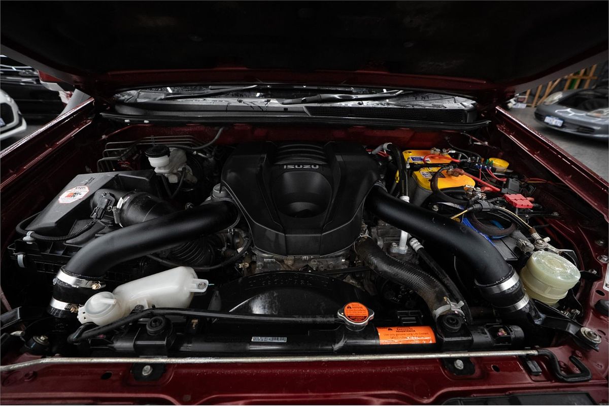 2019 Isuzu MU-X LS-M