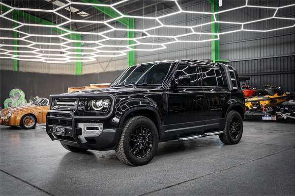 2021 Land Rover Defender 110 D300 SE L663