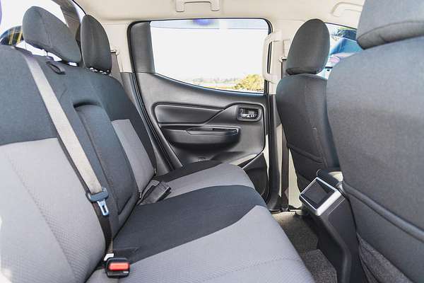 2021 Mitsubishi Triton GLX-R MR 4X4