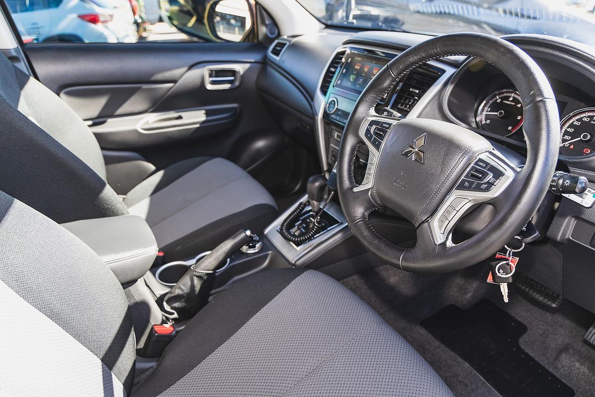 2021 Mitsubishi Triton GLX-R MR 4X4