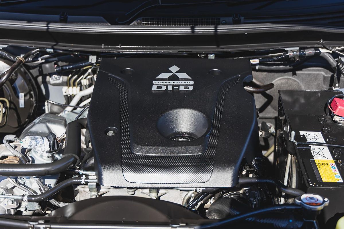 2021 Mitsubishi Triton GLX-R MR 4X4