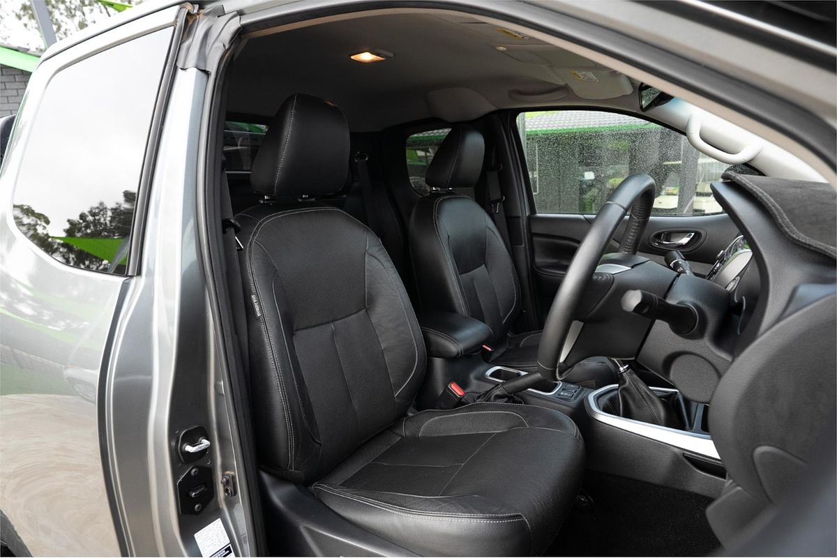 2017 Nissan Navara ST-X D23 SERIES II 4X4
