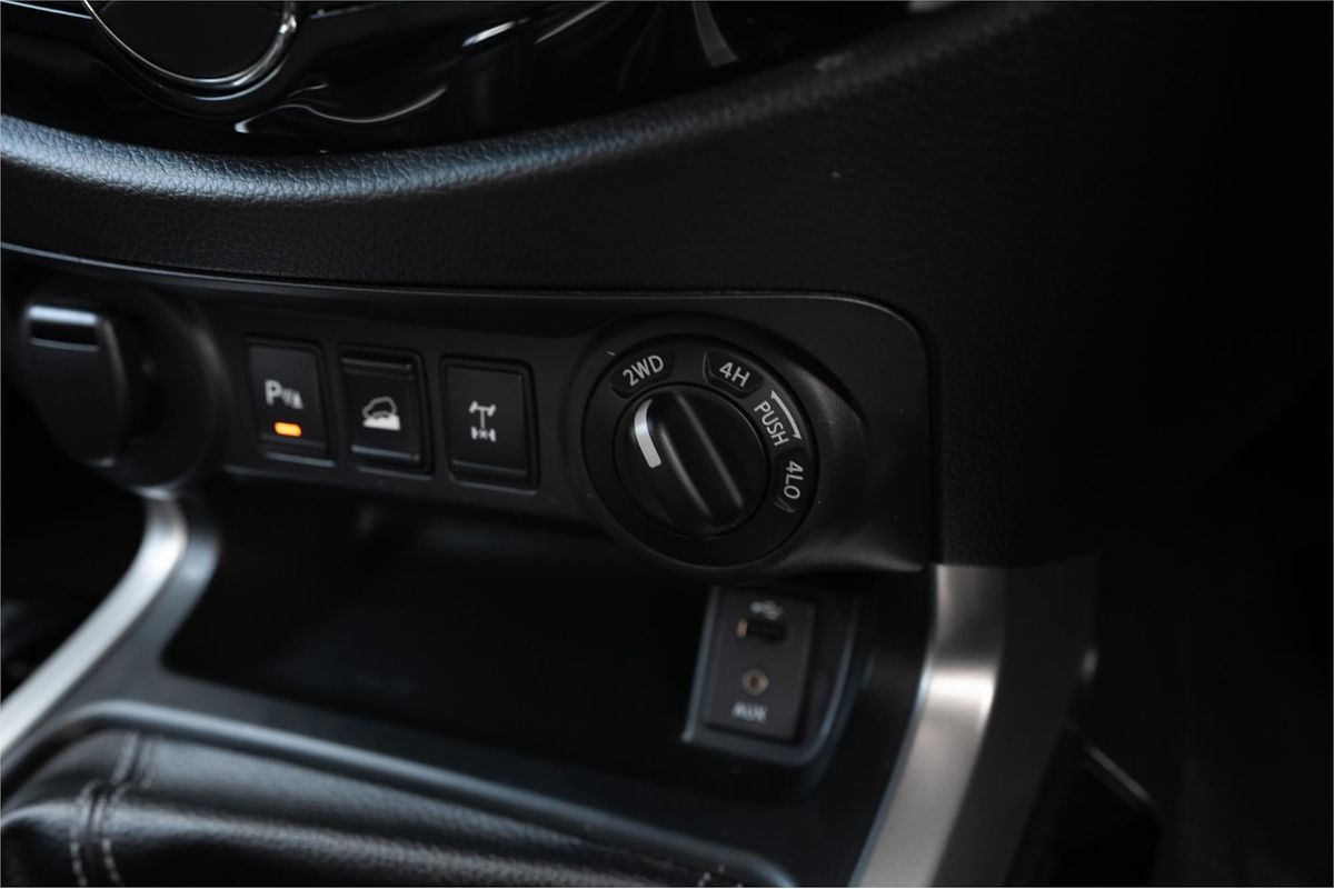 2017 Nissan Navara ST-X D23 SERIES II 4X4