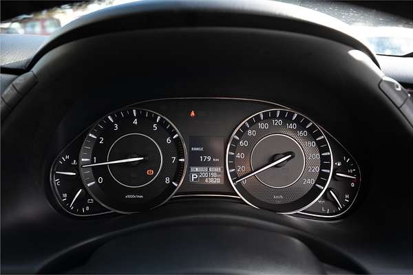 2014 Nissan Patrol Ti-L Y62