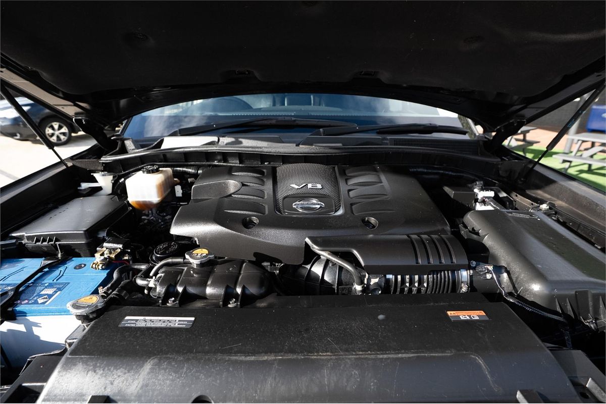 2014 Nissan Patrol Ti-L Y62
