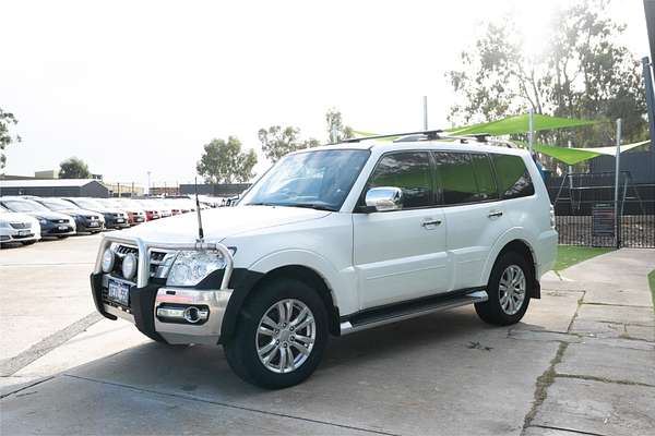 2015 Mitsubishi Pajero GLS NX