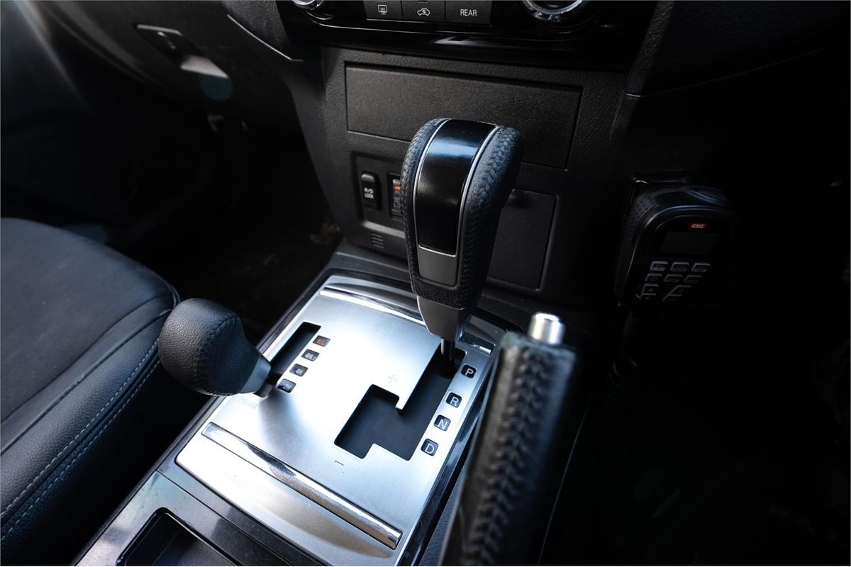 2015 Mitsubishi Pajero GLS NX