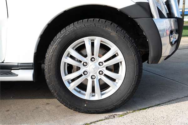 2015 Mitsubishi Pajero GLS NX