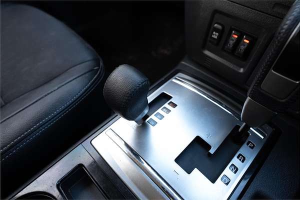 2015 Mitsubishi Pajero GLS NX