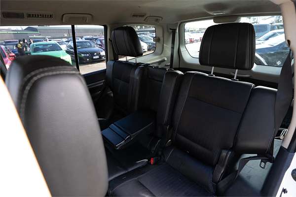 2015 Mitsubishi Pajero GLS NX
