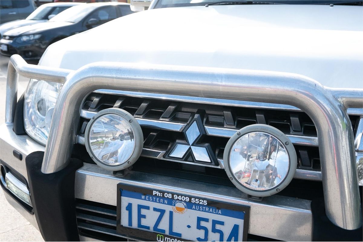 2015 Mitsubishi Pajero GLS NX