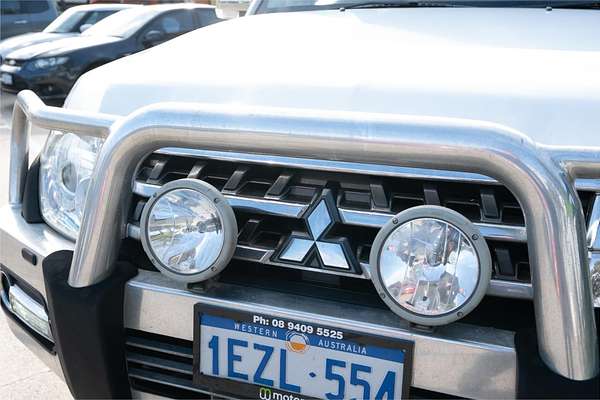 2015 Mitsubishi Pajero GLS NX