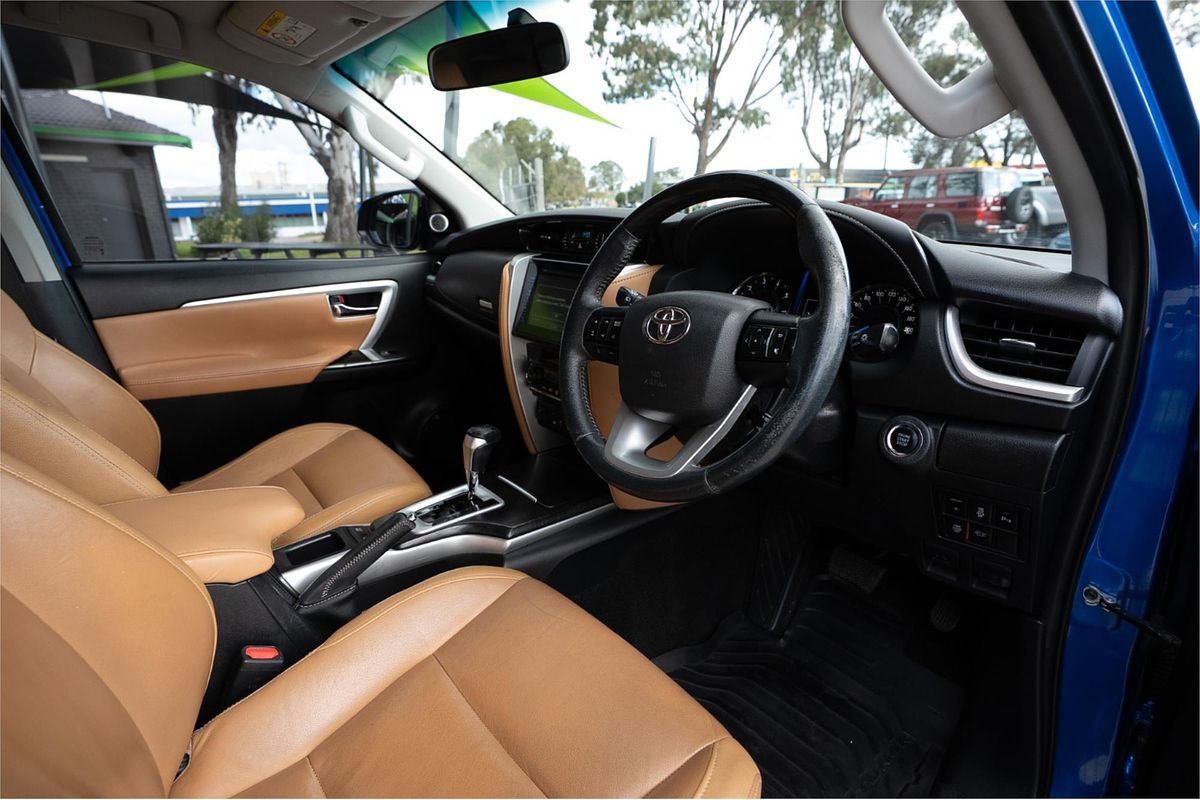 2016 Toyota Fortuner Crusade GUN156R