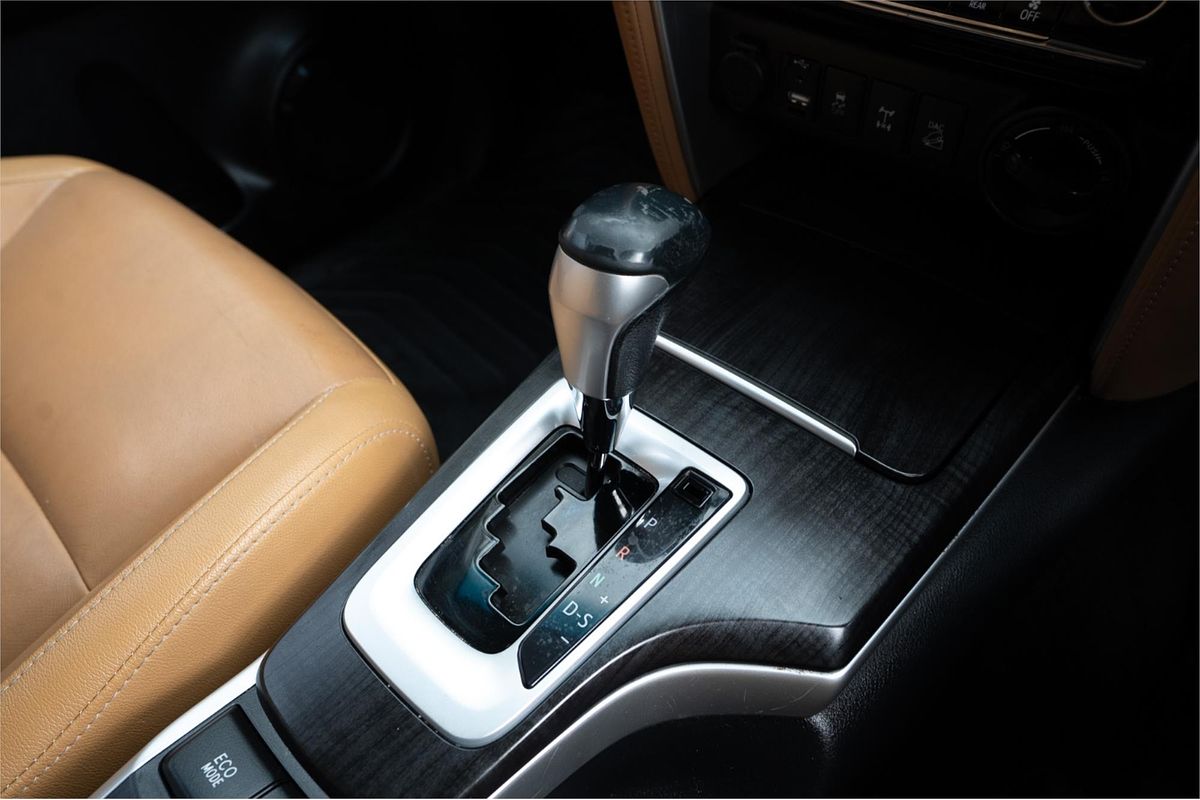 2016 Toyota Fortuner Crusade GUN156R