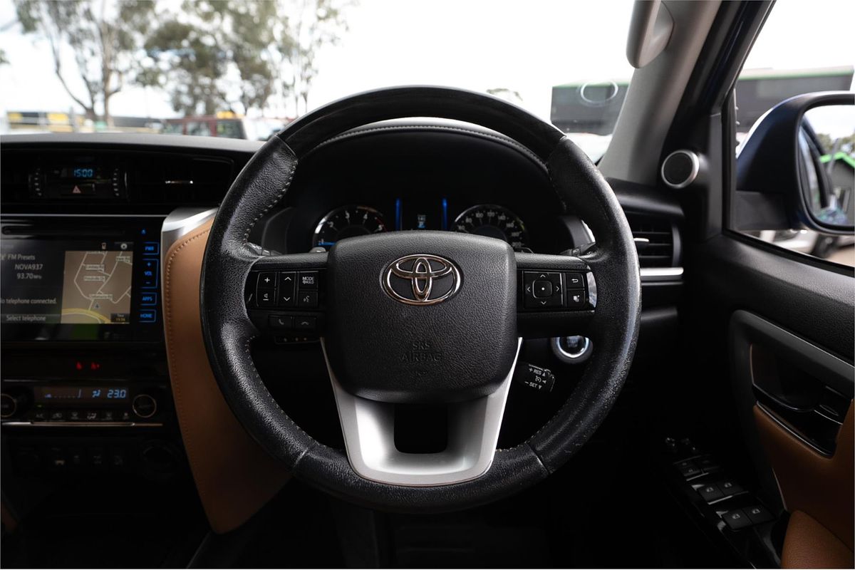 2016 Toyota Fortuner Crusade GUN156R