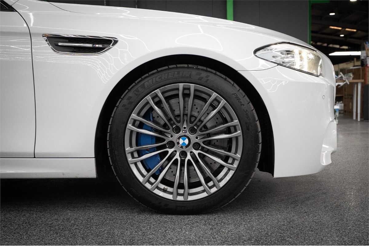 2013 BMW M5 F10