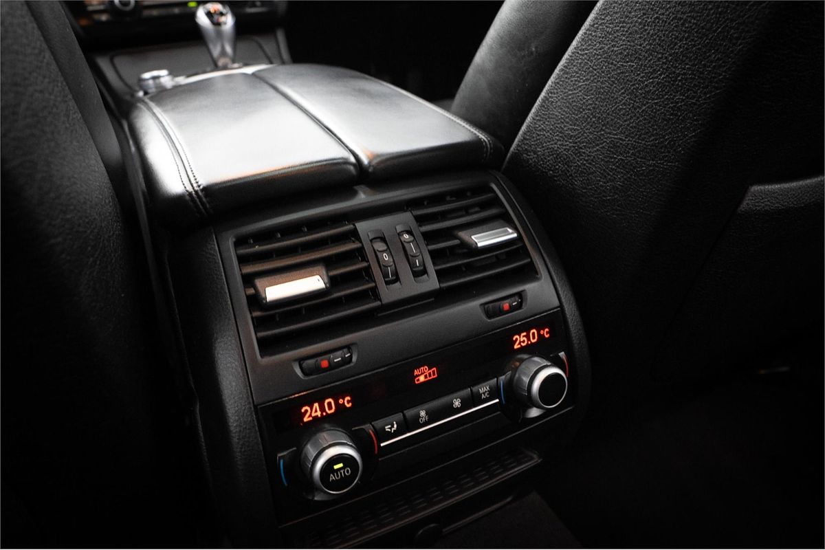2013 BMW M5 F10