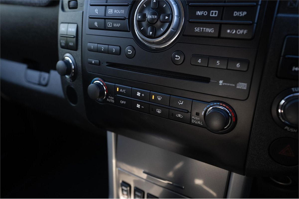 2014 Nissan Navara ST TITANIUM EDITION (4x4) D40 4X4