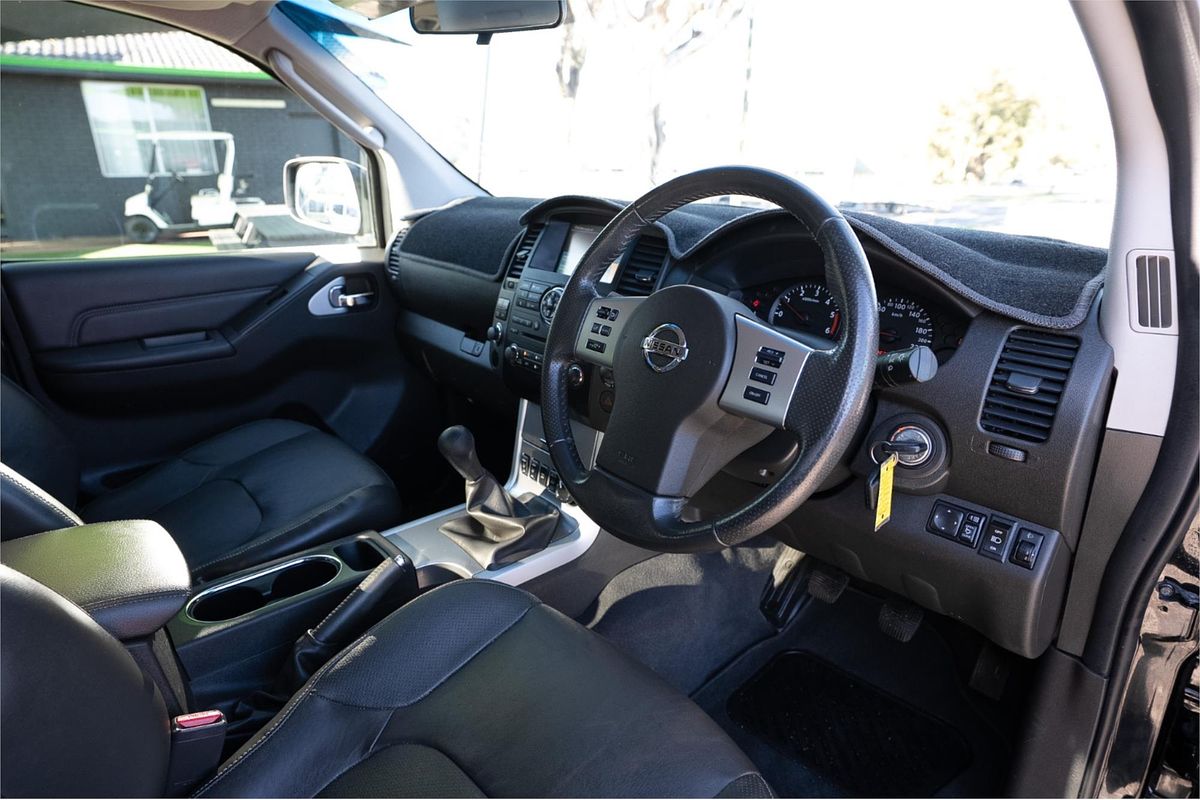 2014 Nissan Navara ST TITANIUM EDITION (4x4) D40 4X4