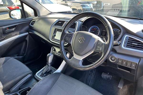 2014 Suzuki S-Cross GLX JY