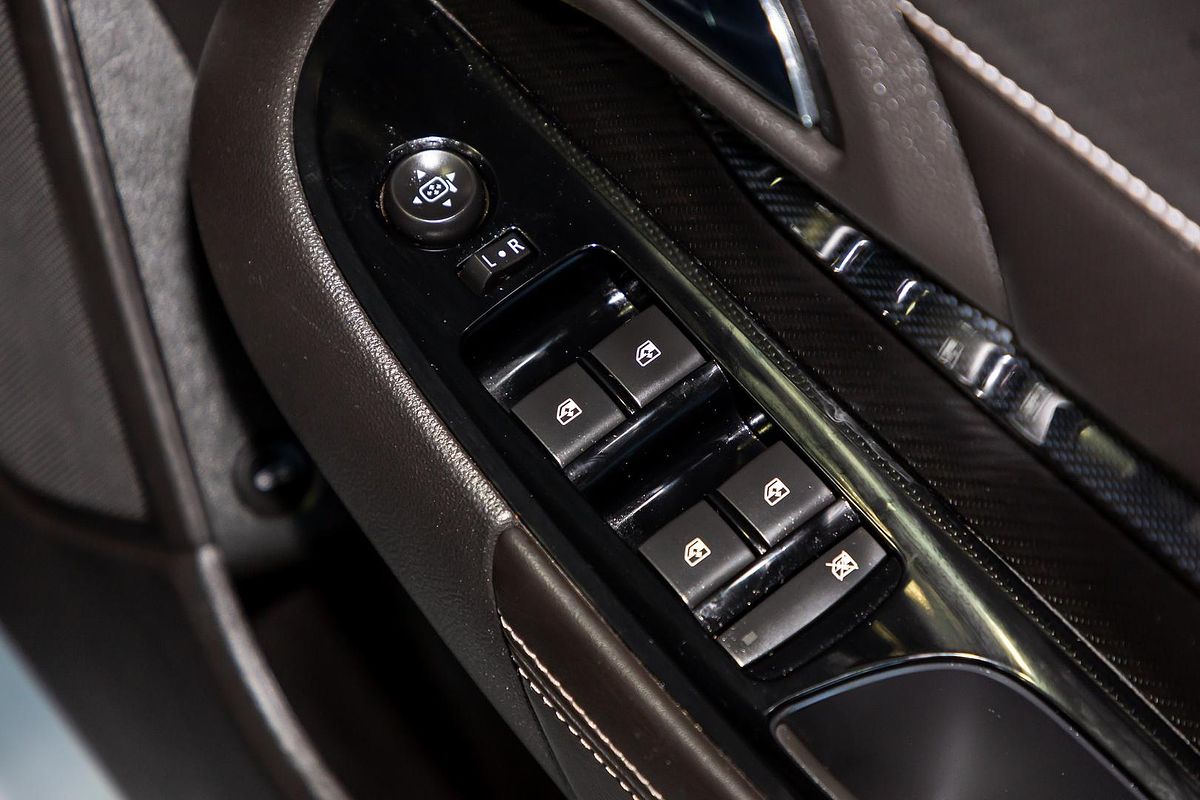 2015 Holden Commodore SV6 VF