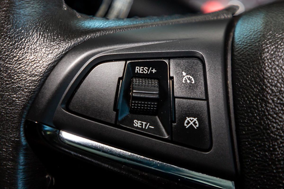 2015 Holden Commodore SV6 VF